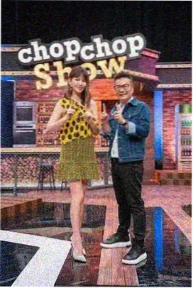 女性教育纪录片真人版大全收录的家庭访谈纪实画面